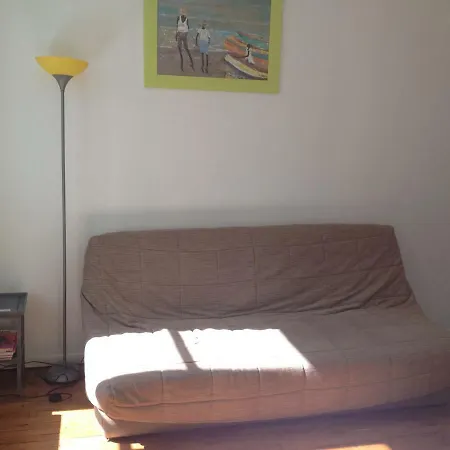 Le Croix Rousse Jacquard Apartment