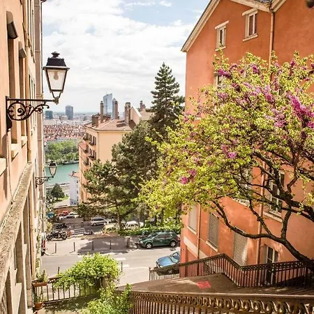 Le Croix Rousse Jacquard * Lyon